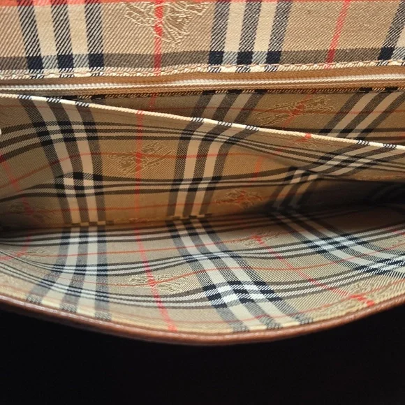 BURBERRYS VINTAGE Chestnut Brown Leather Clutch Bag - Picture 12 of 12